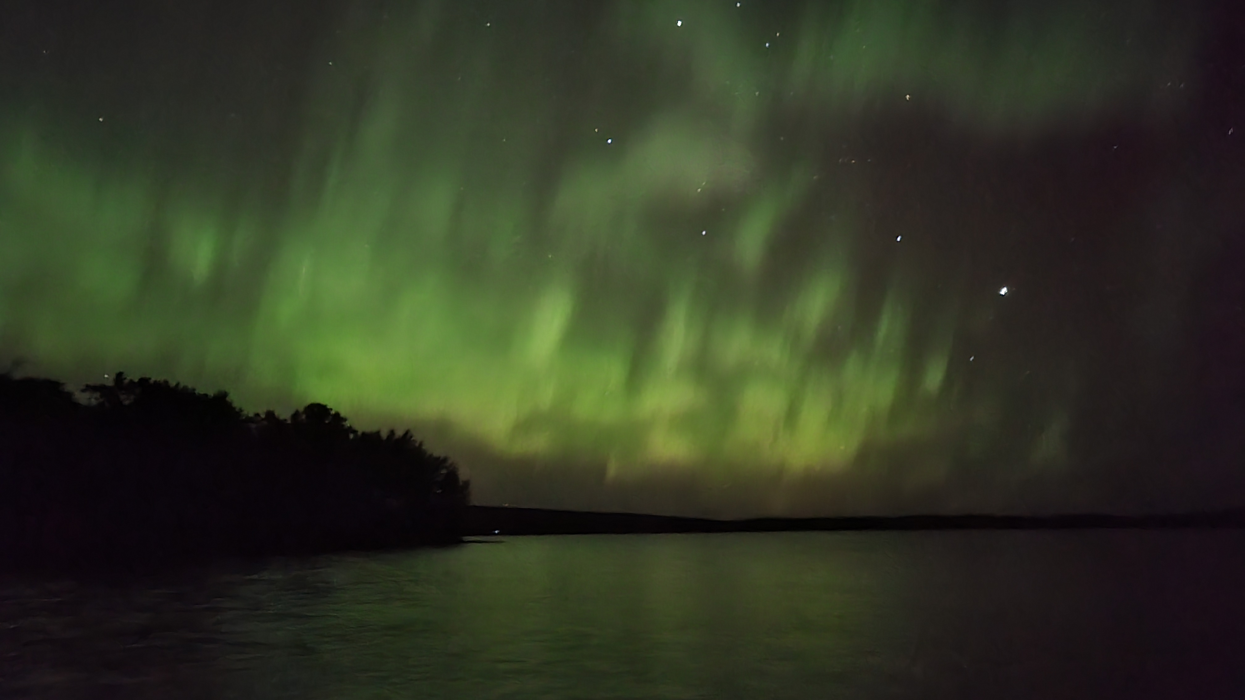 Aurora at Otter Lake, October 2024
